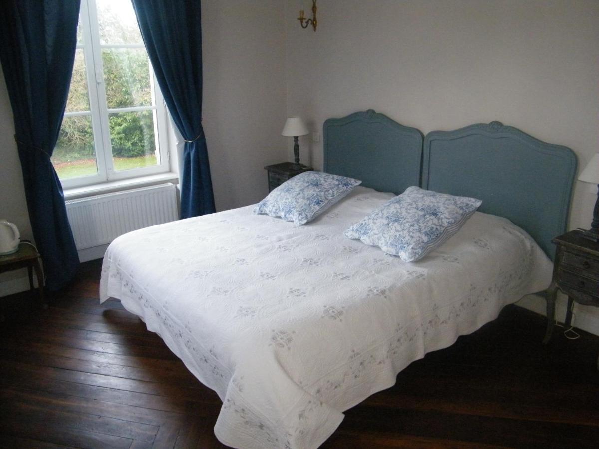 Saint-Martin-des-Entrées Chambres D'Hotes Chateau De Damigny מראה חיצוני תמונה