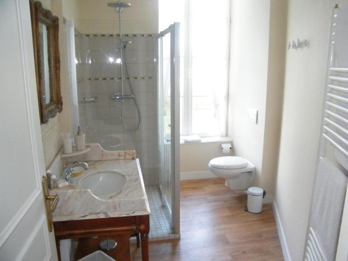 Saint-Martin-des-Entrées Chambres D'Hotes Chateau De Damigny מראה חיצוני תמונה