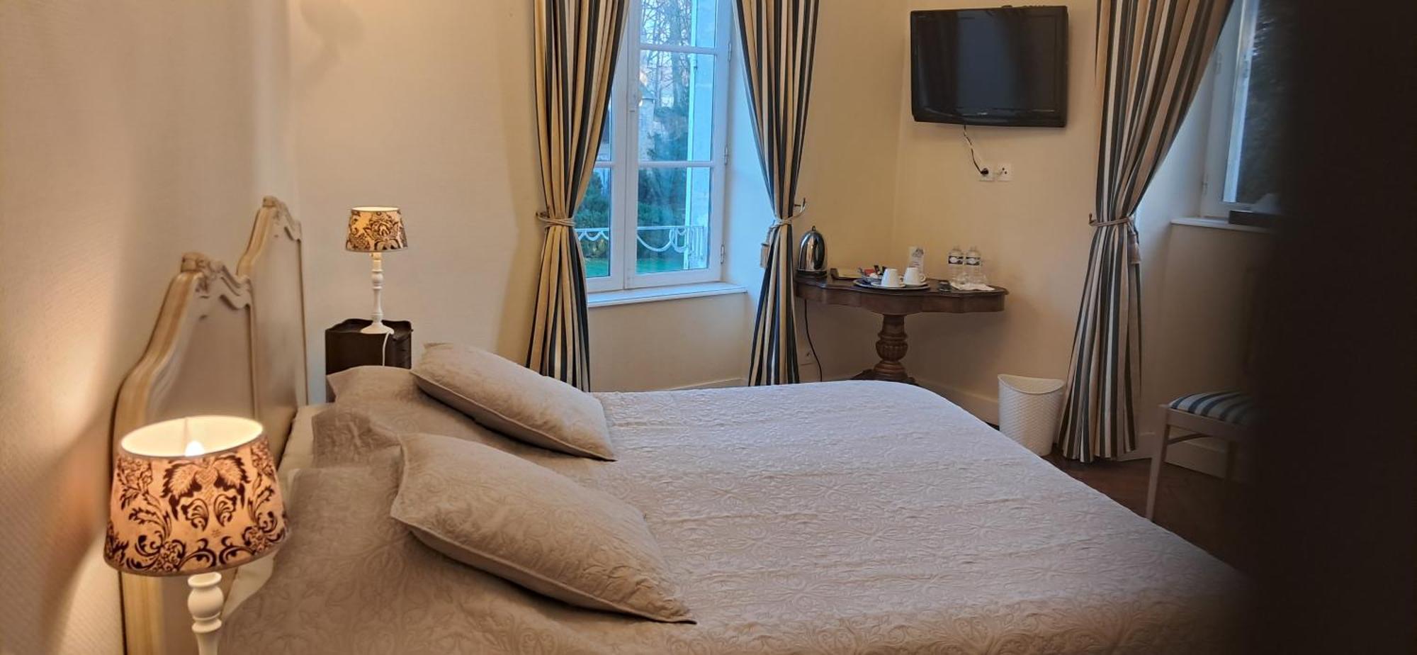 Saint-Martin-des-Entrées Chambres D'Hotes Chateau De Damigny מראה חיצוני תמונה